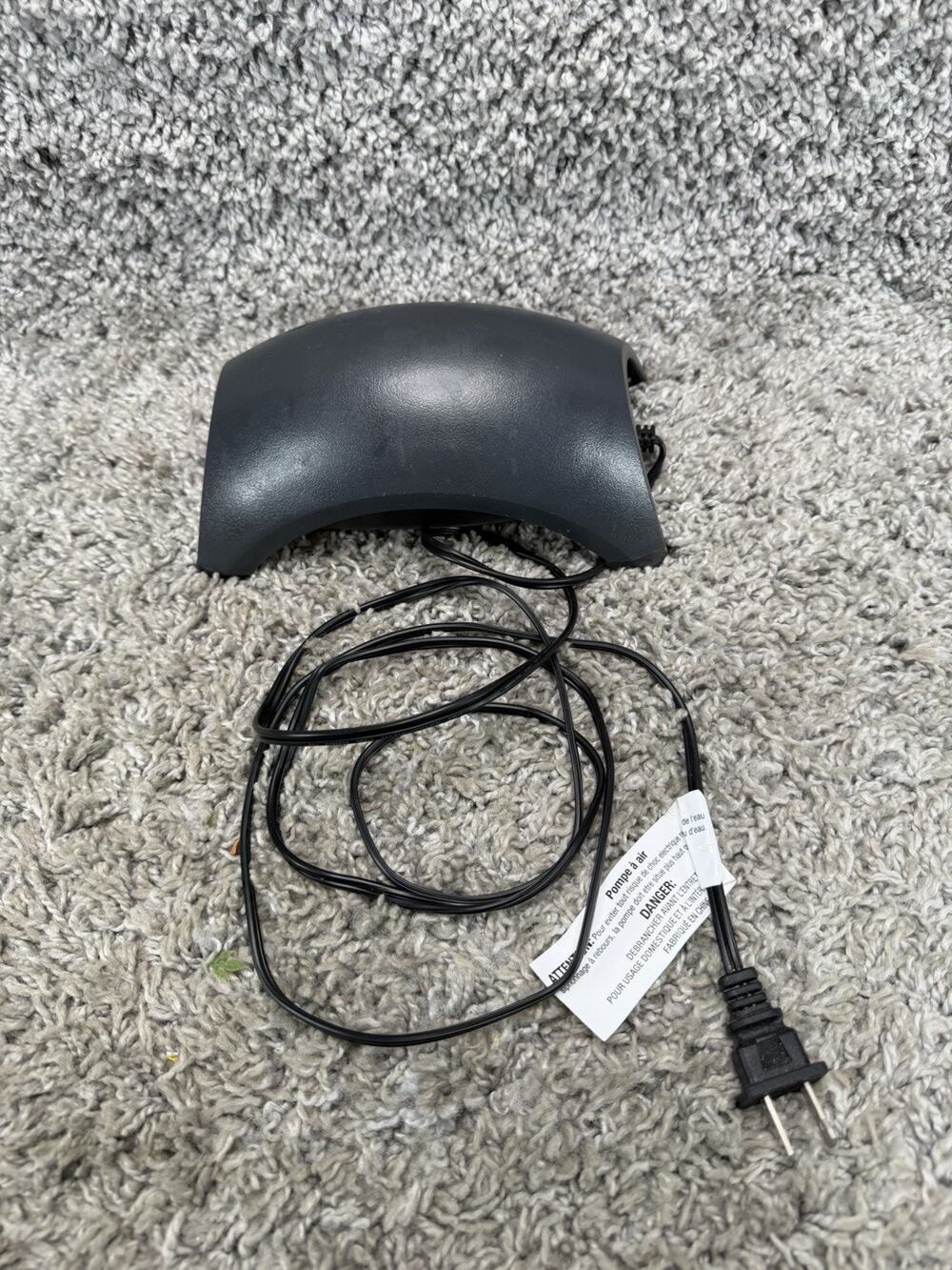 Tetra Whisper Air Pump 60-100 Aquarium Fish Tank Aerator 120V Tested Working